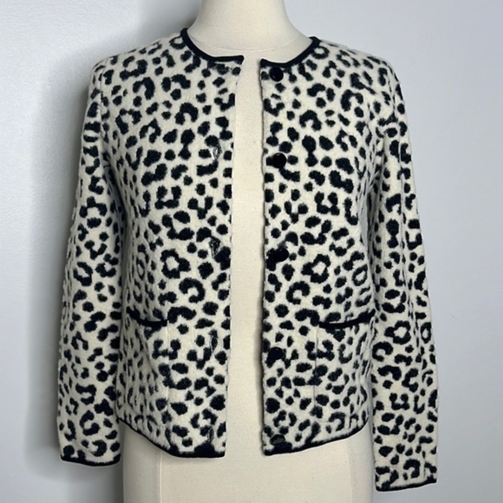 Ann Taylor cream & black animal print structured cardigan sweater petite small